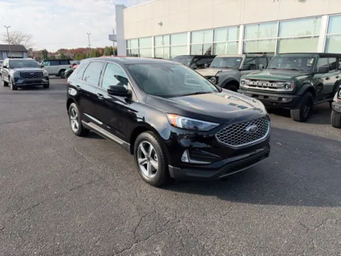 More photos of 2024 Ford Edge SEL at Zeigler Ford of Lowell, MI