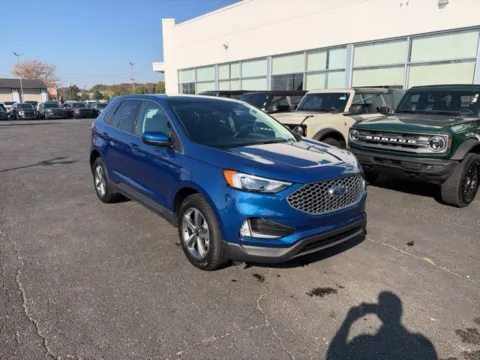 More photos of 2024 Ford Edge SEL at Zeigler Ford of Lowell, MI