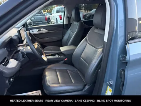 Photos of 2025 Ford Explorer Active for sale in Lowell, MI at Zeigler Ford of Lowell
