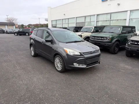 Photos of 2015 Ford Escape SE for sale in Lowell, MI at Zeigler Ford of Lowell