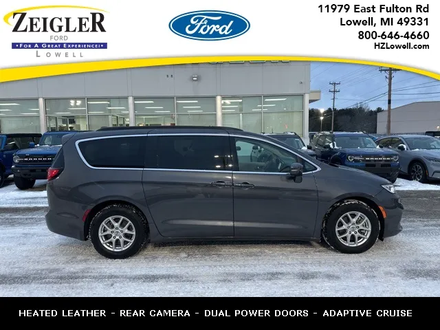 2022 Chrysler Pacifica Touring L for sale in Lowell, MI