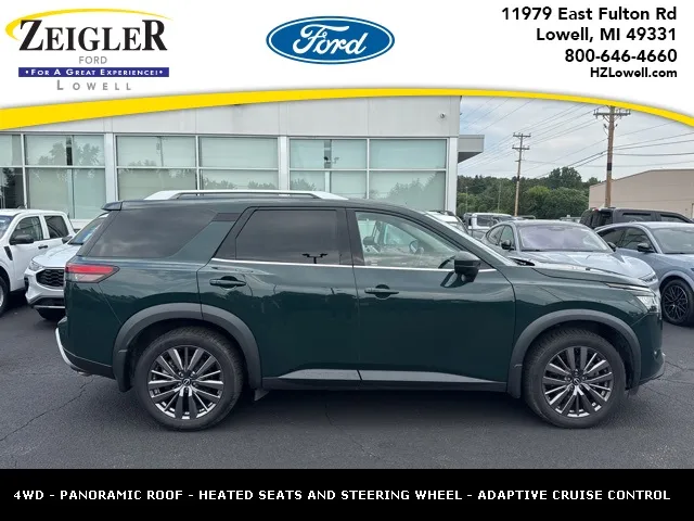 Black 2022 Nissan Pathfinder SL for sale in Lowell, MI