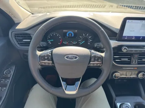 Photos of 2022 Ford Escape SE for sale in Lowell, MI at Zeigler Ford of Lowell