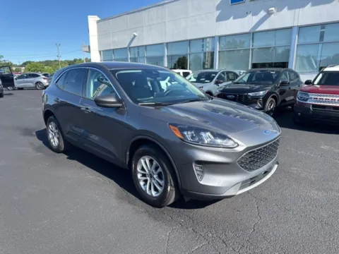 More photos of 2022 Ford Escape SE at Zeigler Ford of Lowell, MI