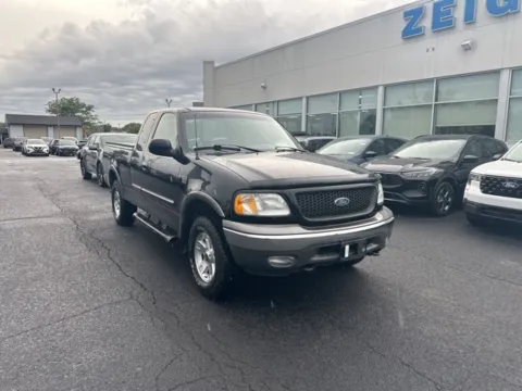 More photos of 2003 Ford F-150 XLT at Zeigler Ford of Lowell, MI