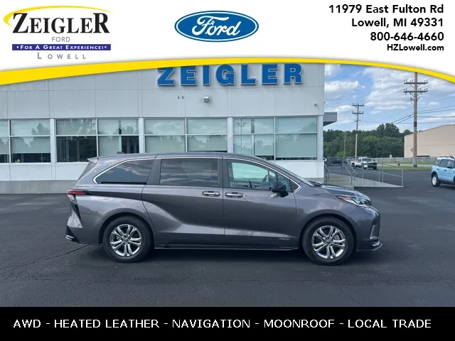 Gray 2021 Toyota Sienna XSE for sale in Lowell, MI