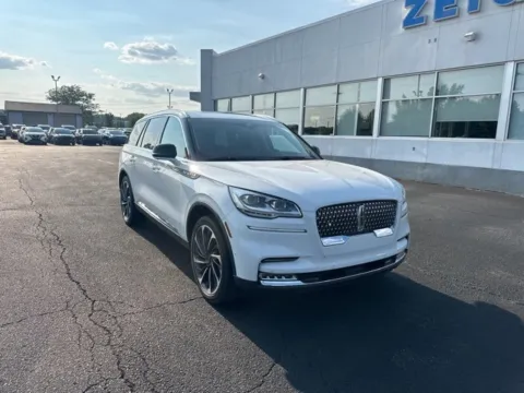 Photos of 2021 Lincoln Aviator Reserve for sale in Lowell, MI at Zeigler Ford of Lowell