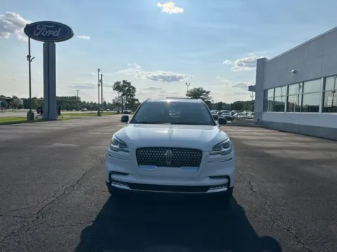 Another view of 2021 Lincoln Aviator Reserve for sale in Lowell, MI at Zeigler Ford of Lowell
