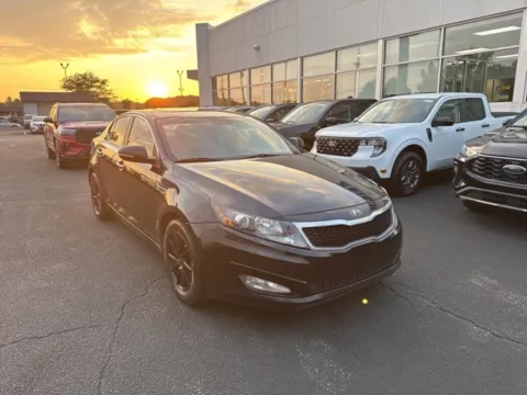 More photos of 2013 Kia Optima LX at Zeigler Ford of Lowell, MI