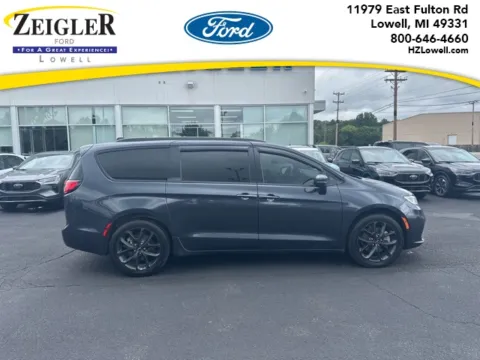 Blue 2021 Chrysler Pacifica Touring L for sale in Lowell, MI