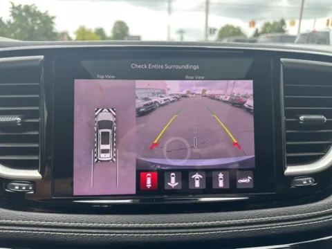 More photos of 2021 Chrysler Pacifica Touring L at Zeigler Ford of Lowell, MI