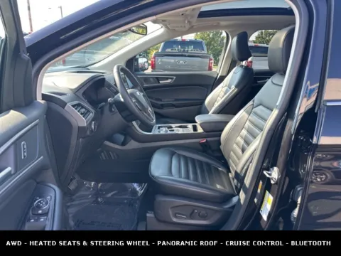 Photos of 2024 Ford Edge SEL for sale in Lowell, MI at Zeigler Ford of Lowell