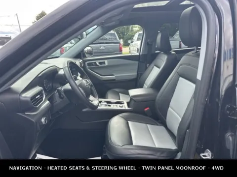 Photos of 2022 Ford Explorer XLT for sale in Lowell, MI at Zeigler Ford of Lowell