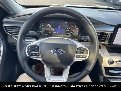 Photos of 2023 Ford Explorer XLT for sale in Lowell, MI at Zeigler Ford of Lowell