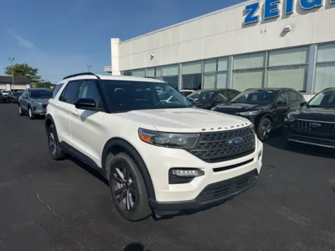 More photos of 2022 Ford Explorer XLT at Zeigler Ford of Lowell, MI