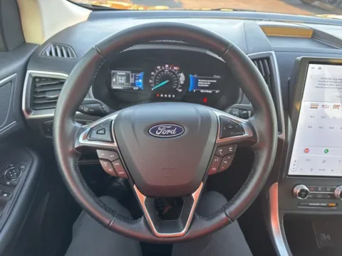Photos of 2023 Ford Edge SEL for sale in Lowell, MI at Zeigler Ford of Lowell