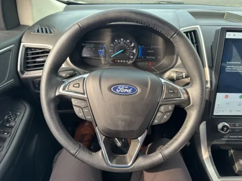 Photos of 2023 Ford Edge SEL for sale in Lowell, MI at Zeigler Ford of Lowell