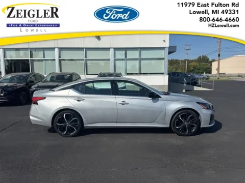 Silver 2023 Nissan Altima 2.5 SR for sale in Lowell, MI