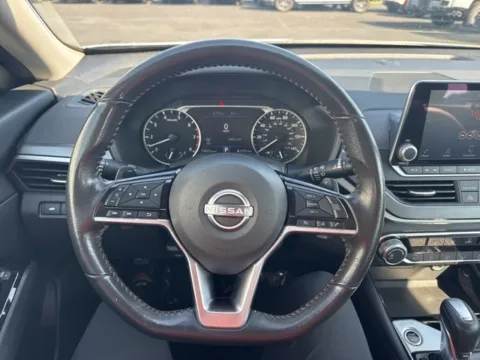 Photos of 2023 Nissan Altima 2.5 SR for sale in Lowell, MI at Zeigler Ford of Lowell