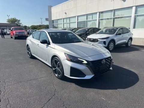 More photos of 2023 Nissan Altima 2.5 SR at Zeigler Ford of Lowell, MI