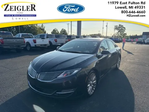 Black 2015 Lincoln MKZ for sale in Lowell, MI