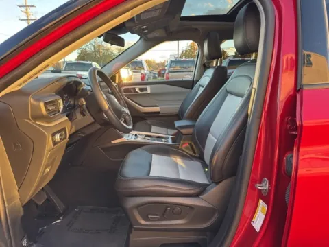 Another view of 2022 Ford Explorer XLT for sale in Lowell, MI at Zeigler Ford of Lowell