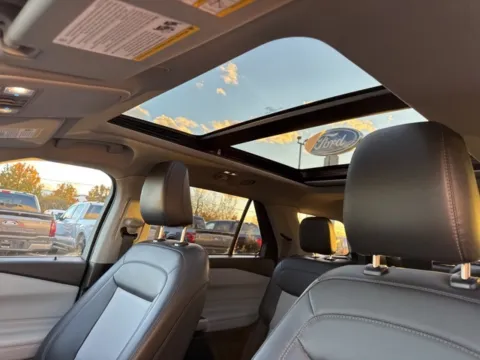 More photos of 2022 Ford Explorer XLT at Zeigler Ford of Lowell, MI