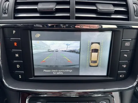 More photos of 2017 Lincoln Continental Black Label at Zeigler Ford of Lowell, MI