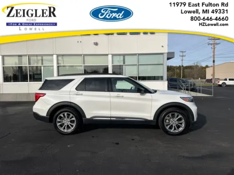 White 2022 Ford Explorer XLT for sale in Lowell, MI