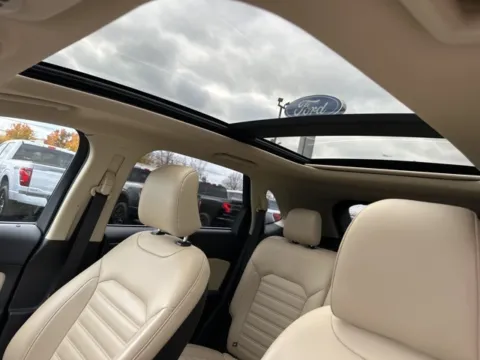 More photos of 2024 Ford Edge SEL at Zeigler Ford of Lowell, MI