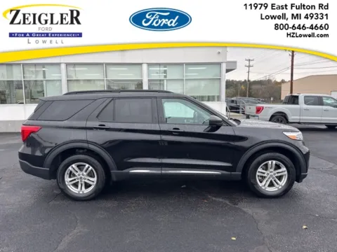 Black 2022 Ford Explorer XLT for sale in Lowell, MI