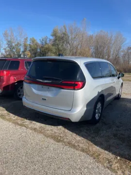More photos of 2024 Chrysler Pacifica Touring L at Zeigler GMC of Holland, MI