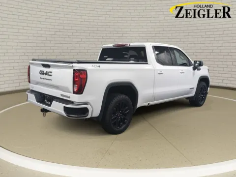 More photos of 2022 GMC Sierra 1500 Elevation at Zeigler GMC of Holland, MI