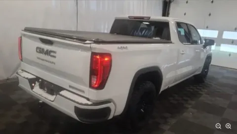 More photos of 2022 GMC Sierra 1500 Elevation at Zeigler GMC of Holland, MI