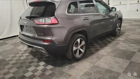 More photos of 2022 Jeep Cherokee Limited at Zeigler GMC of Holland, MI