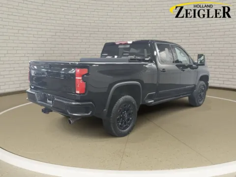 More photos of 2024 Chevrolet Silverado 3500HD High Country at Zeigler GMC of Holland, MI