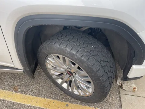 More photos of 2022 GMC Sierra 1500 Denali at Zeigler GMC of Holland, MI