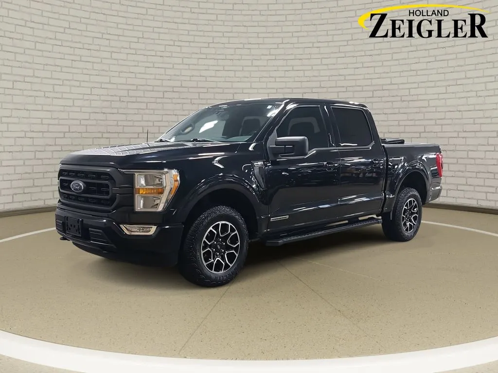 Black 2022 Ford F-150 XLT for sale in Holland, MI