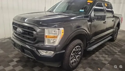 Black 2022 Ford F-150 XLT for sale in Holland, MI