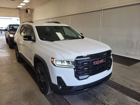 More photos of 2023 GMC Acadia SLE at Zeigler GMC of Holland, MI