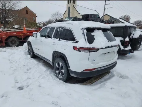 More photos of 2022 Jeep Grand Cherokee 4xe at Zeigler GMC of Holland, MI
