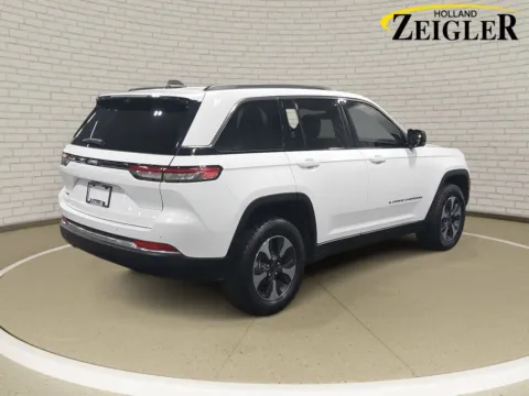 More photos of 2022 Jeep Grand Cherokee 4xe at Zeigler GMC of Holland, MI