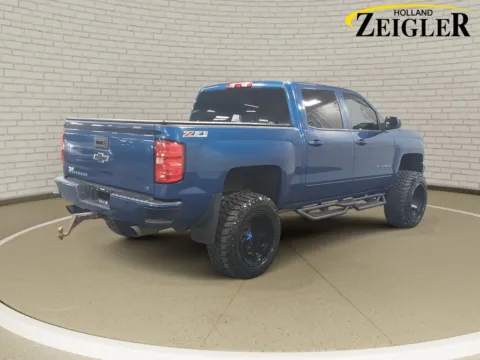 More photos of 2016 Chevrolet Silverado 1500 LT at Zeigler GMC of Holland, MI