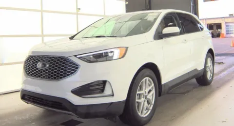White 2024 Ford Edge SEL for sale in Holland, MI