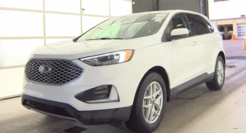 White 2024 Ford Edge SEL for sale in Holland, MI