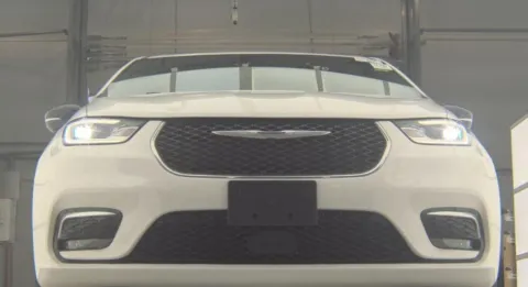 Another view of 2025 Chrysler Pacifica Select for sale in Holland, MI at Zeigler GMC of Holland