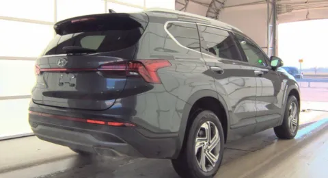 More photos of 2023 Hyundai Santa Fe SEL at Zeigler GMC of Holland, MI