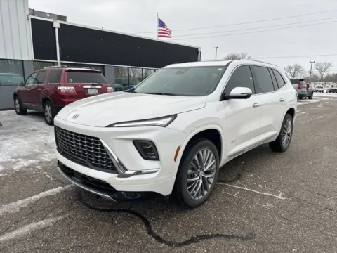 White 2025 Buick Enclave Avenir for sale in Holland, MI