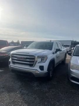 Photos of 2022 GMC Sierra 1500 Limited SLE for sale in Holland, MI at Zeigler GMC of Holland