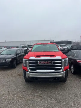 Photos of 2024 GMC Sierra 2500HD SLT for sale in Holland, MI at Zeigler GMC of Holland